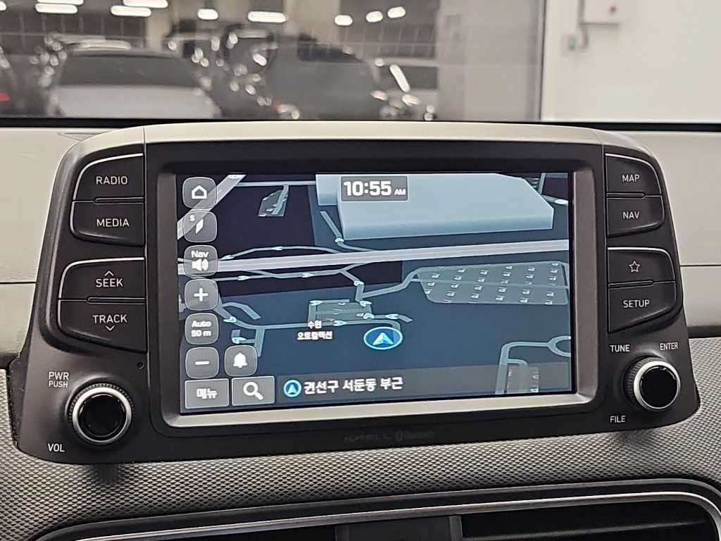 Hyundai Kona — photo 13