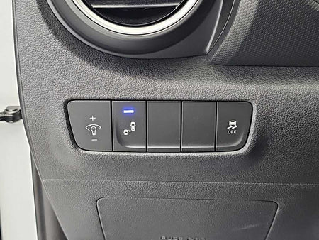 Hyundai Kona — photo 17