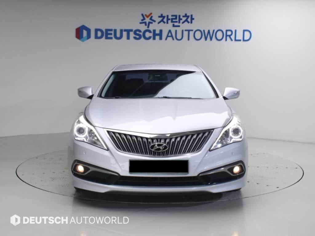 Hyundai Grandeur — photo 03