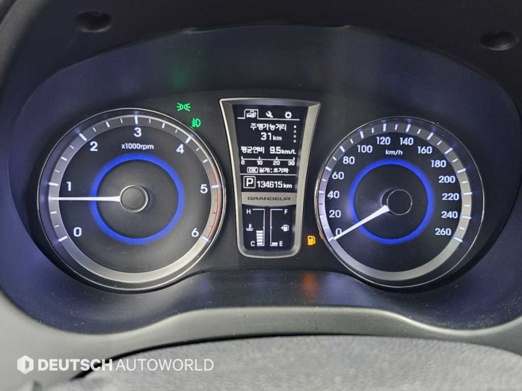 Hyundai Grandeur — photo 08