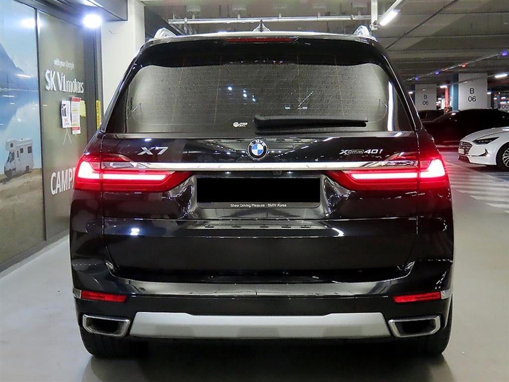 BMW X7 — photo 05