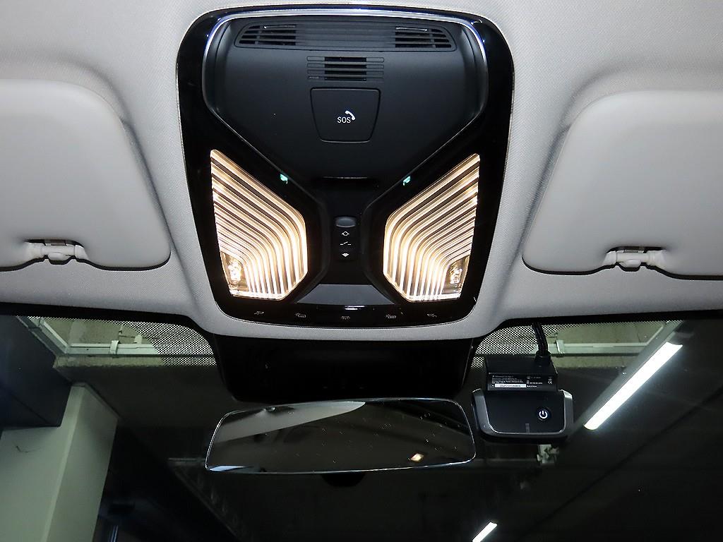 BMW X7 — photo 13