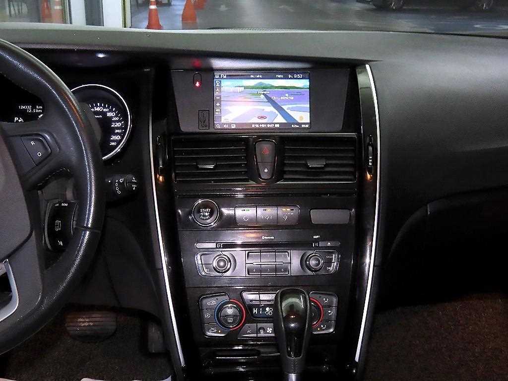 RENAULT SM7 — photo 11