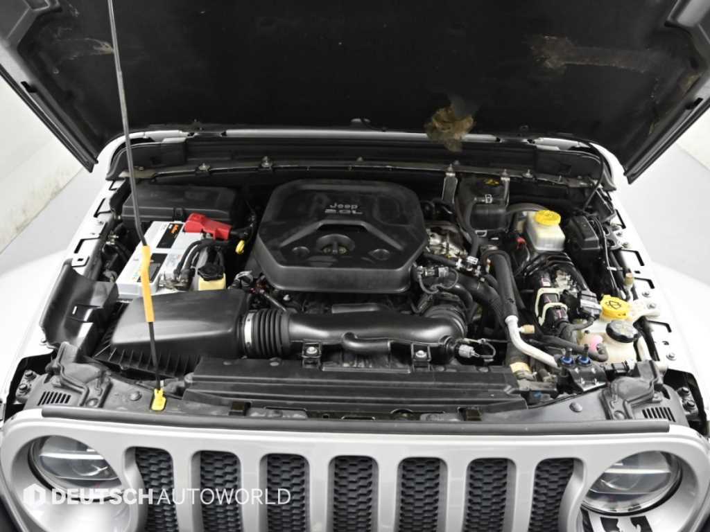 Jeep Wrangler — photo 06