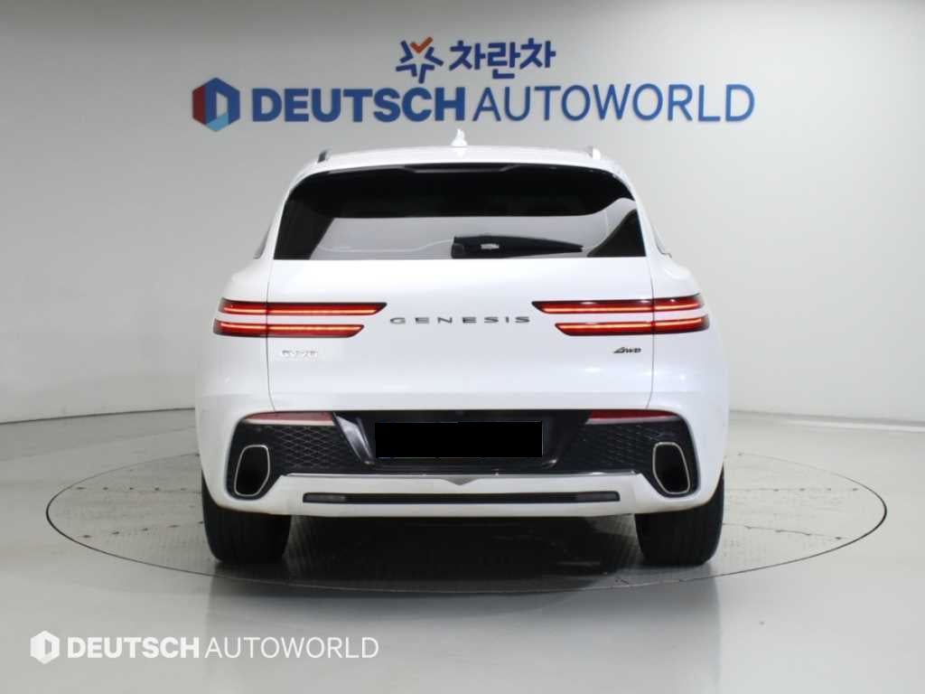 Genesis GV70 — photo 05