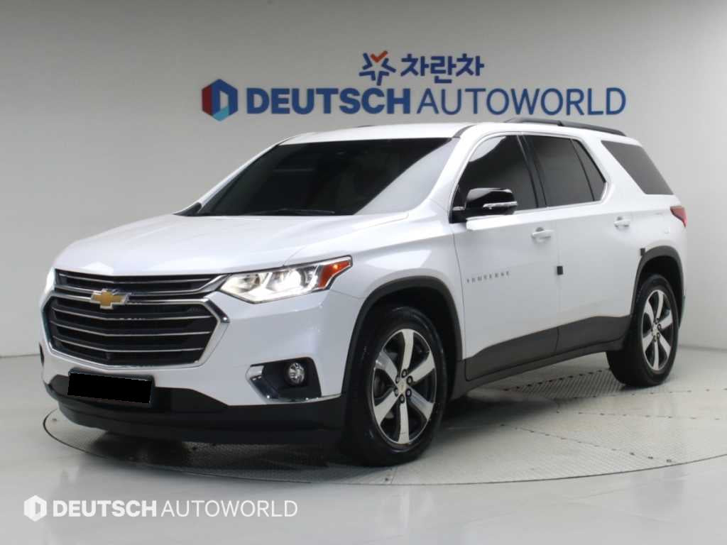 CHEVROLET Traverse — photo 01