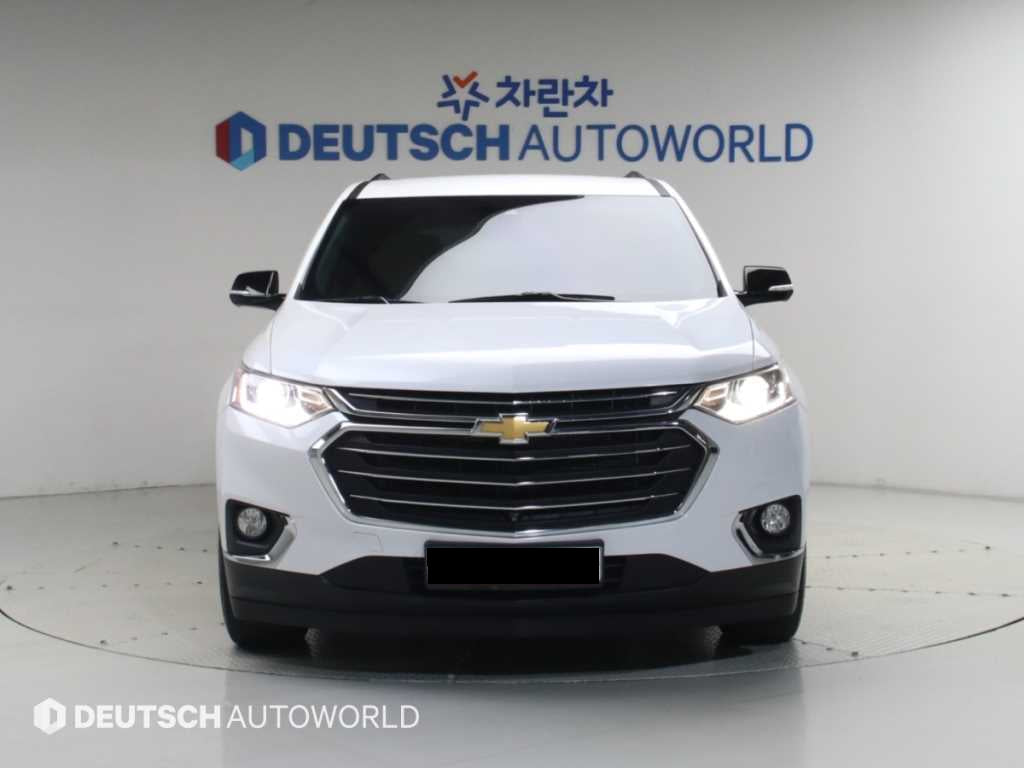 CHEVROLET Traverse — photo 03
