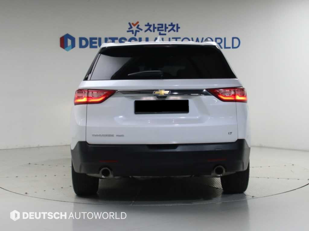 CHEVROLET Traverse — photo 04