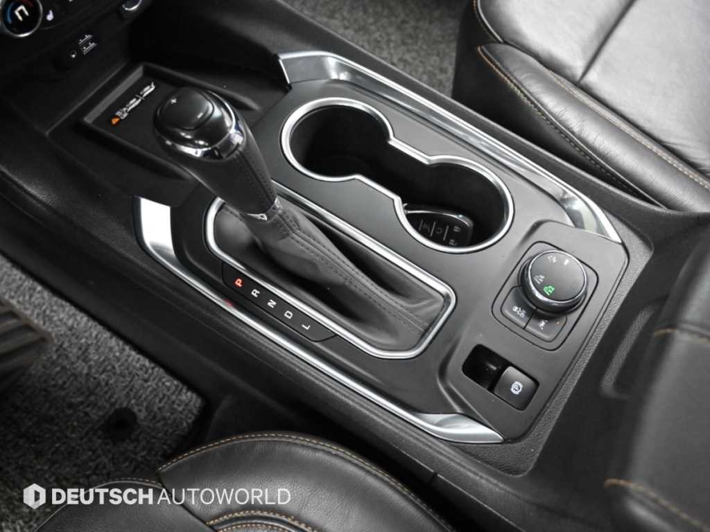 CHEVROLET Traverse — photo 09