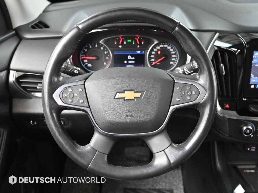 CHEVROLET Traverse — photo 13