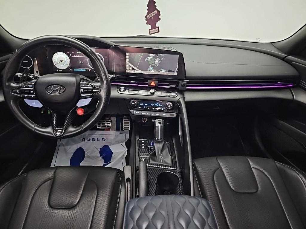 Hyundai Avante — photo 07