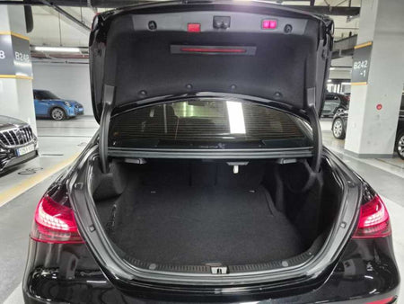 Mercedes-Benz E-Class — photo 19