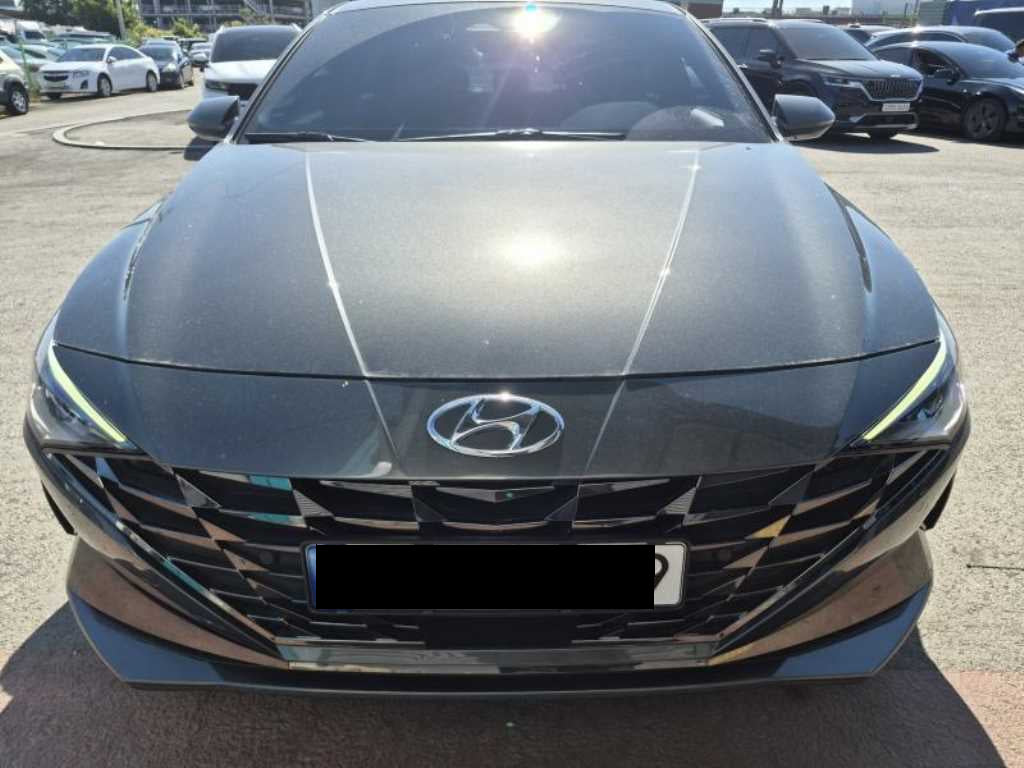 Hyundai Avante — photo 01