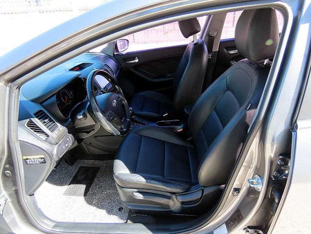 Kia K3 — photo 05