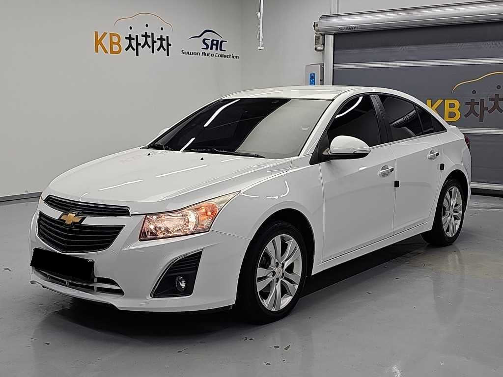 CHEVROLET Cruze — photo 01