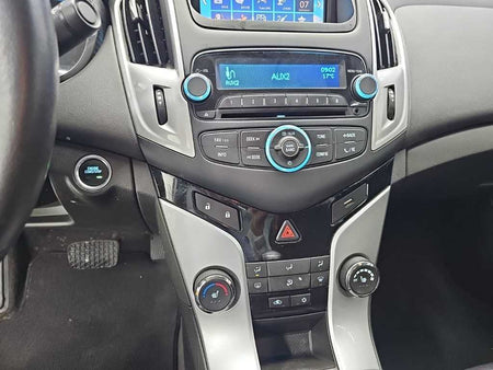 CHEVROLET Cruze — photo 10