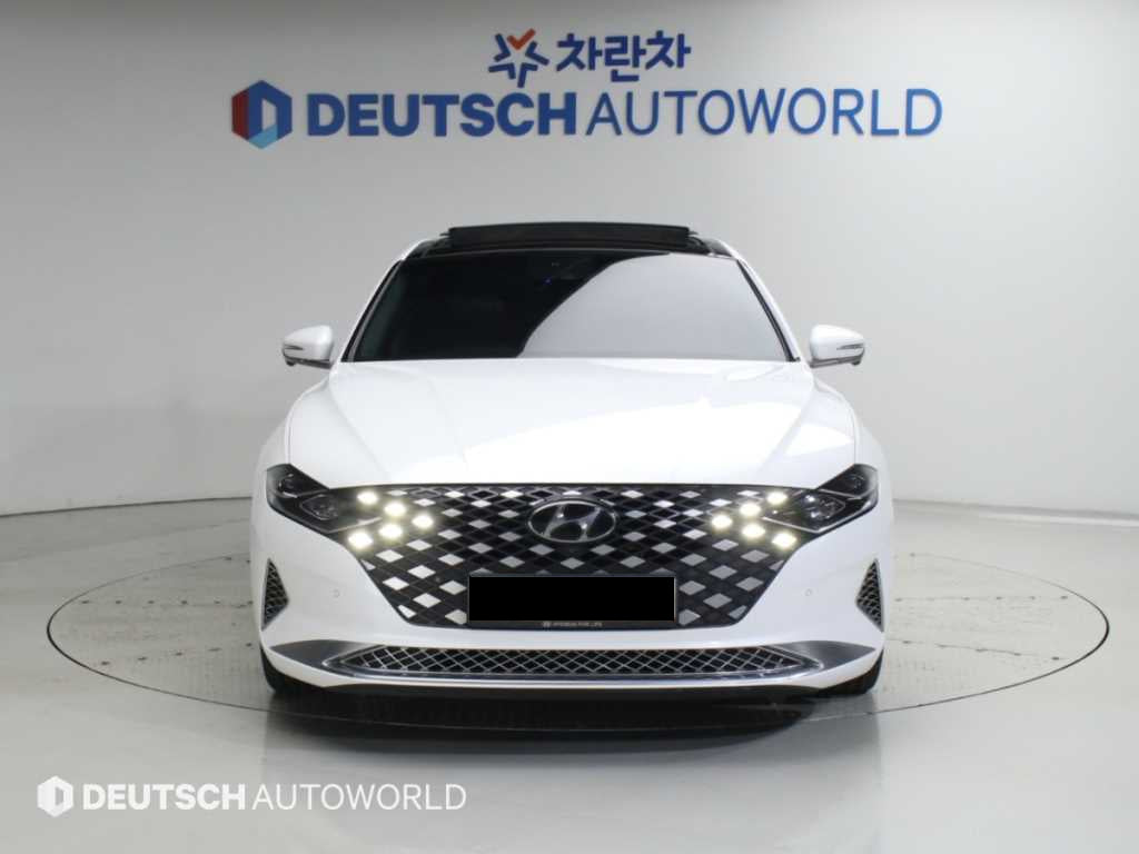 Hyundai Grandeur — photo 02
