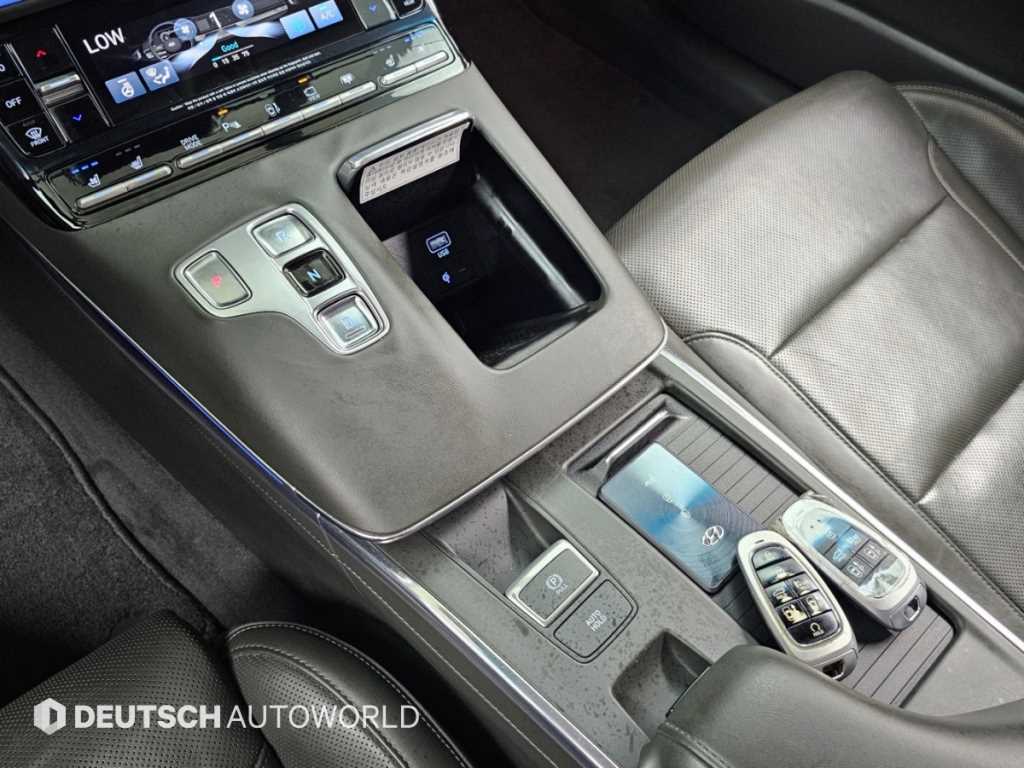 Hyundai Grandeur — photo 10