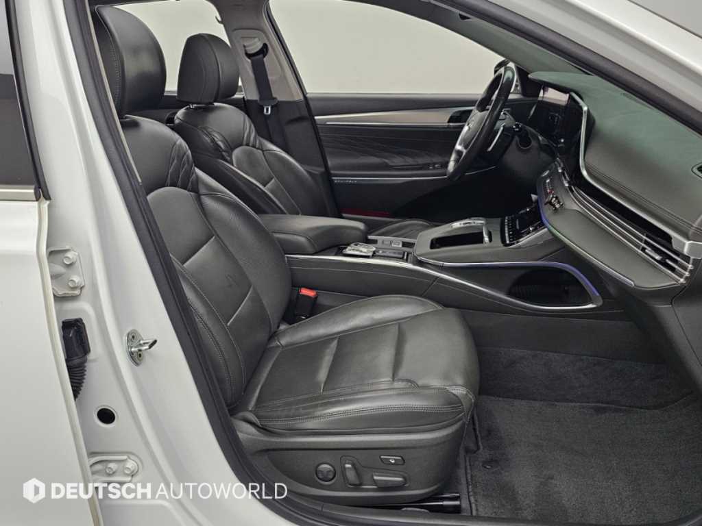 Hyundai Grandeur — photo 16