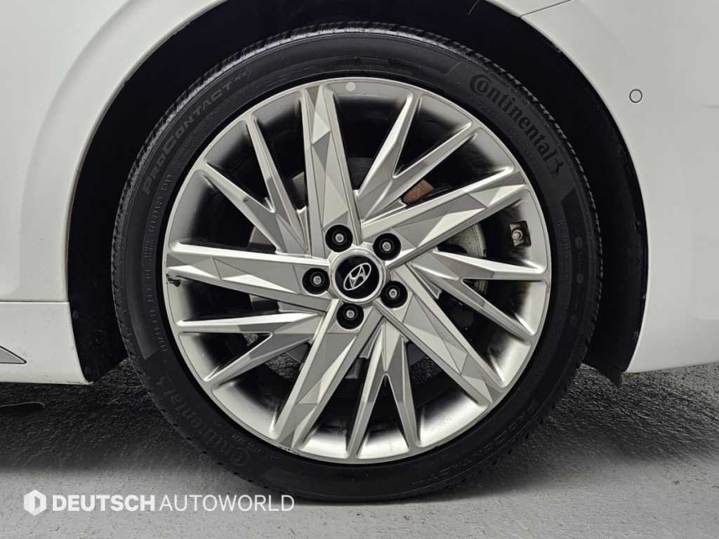 Hyundai Grandeur — photo 19