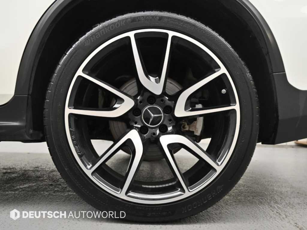 Mercedes-Benz GLC-Class — photo 05