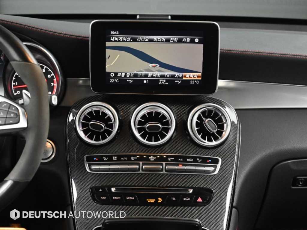 Mercedes-Benz GLC-Class — photo 14