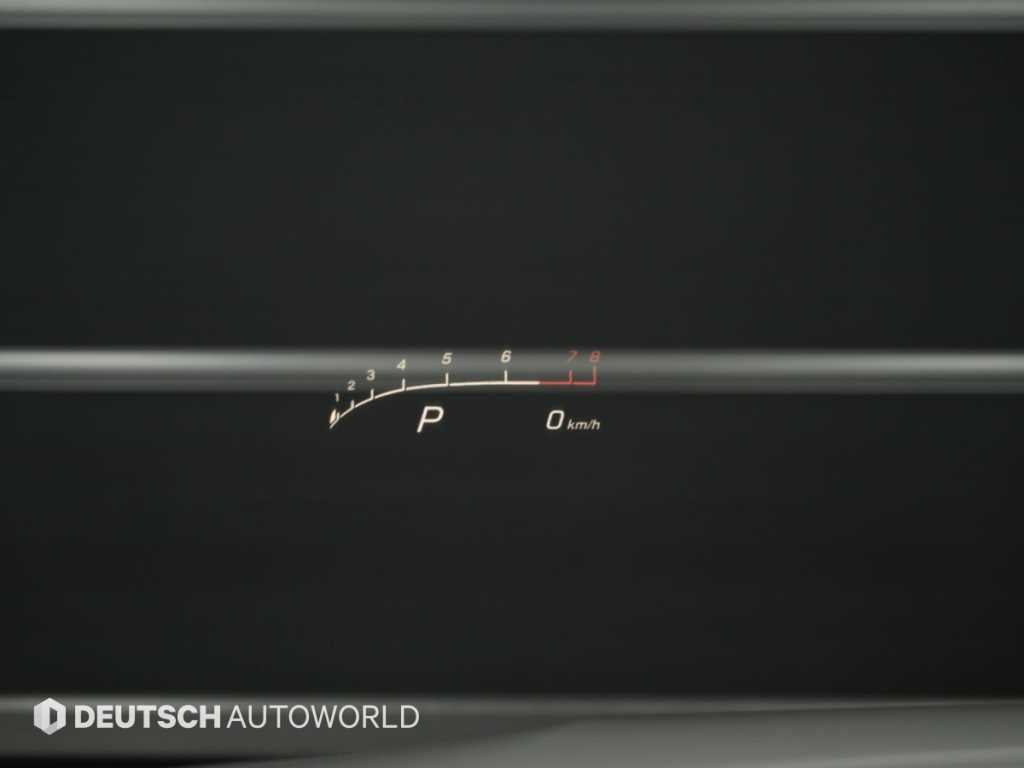 Mercedes-Benz GLC-Class — photo 17