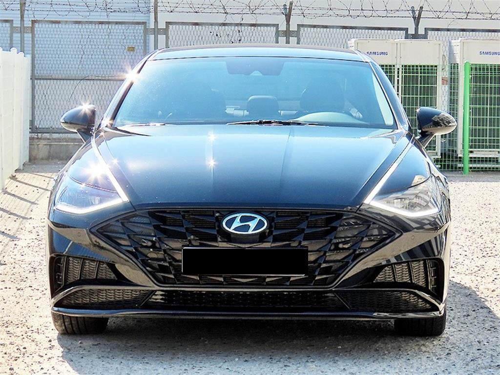 Hyundai Sonata — photo 01