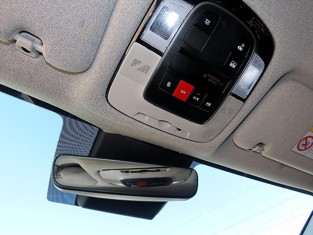 Hyundai Sonata — photo 18