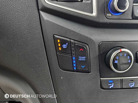 Hyundai Starex — photo 17