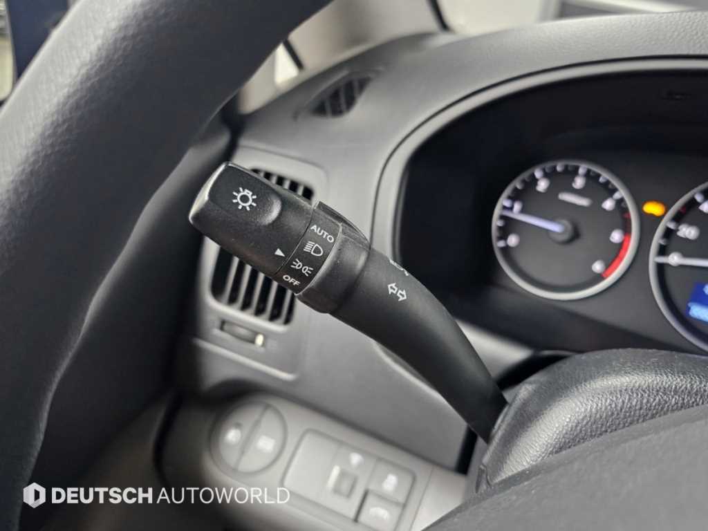 Hyundai Starex — photo 18