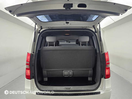 Hyundai Starex — photo 19