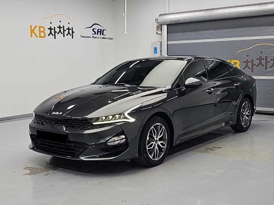 Kia K5 — photo 01