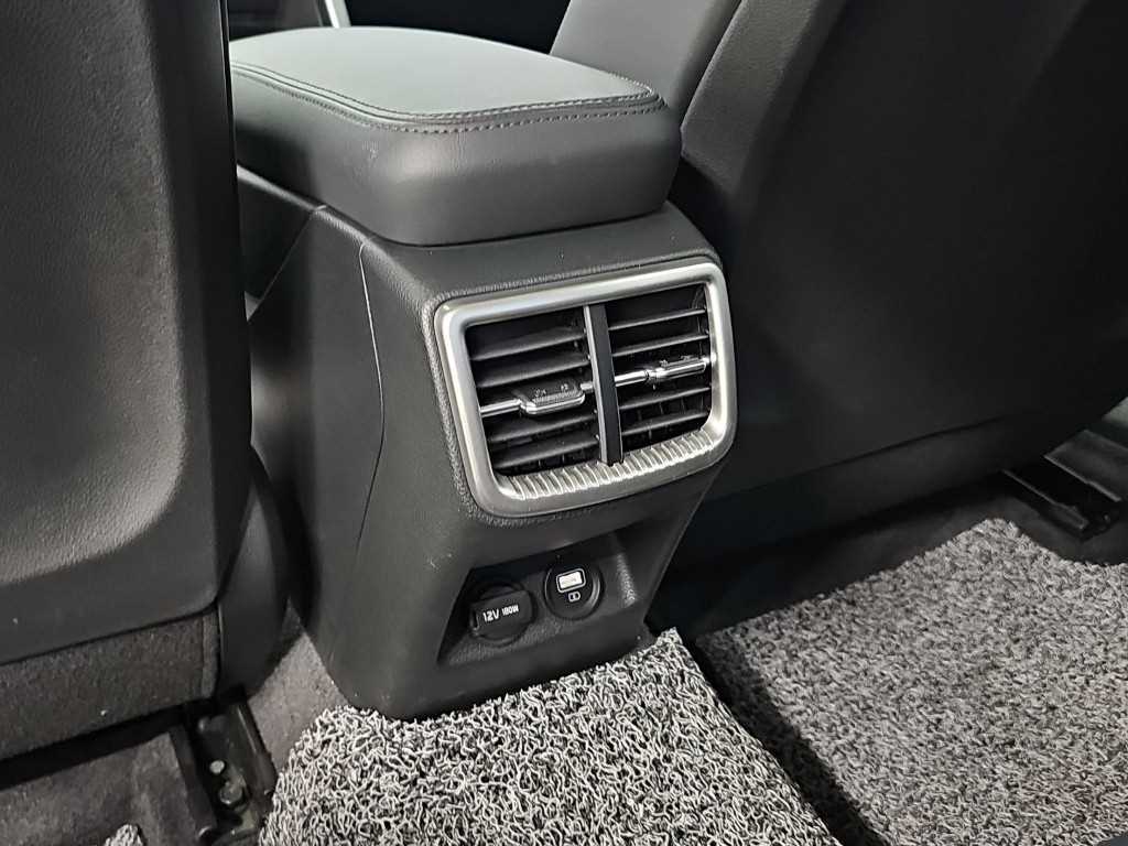 Kia K5 — photo 13