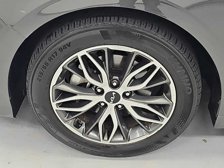 Kia K5 — photo 19