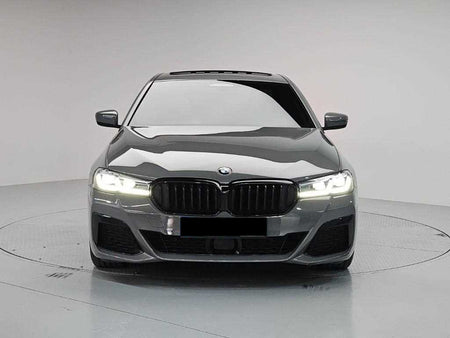 BMW 5-Series — photo 02