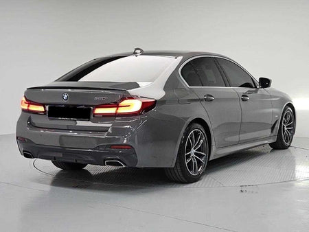BMW 5-Series — photo 04