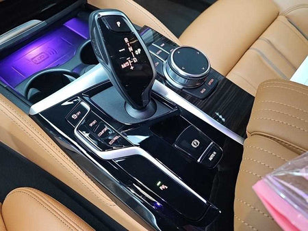 BMW 5-Series — photo 08