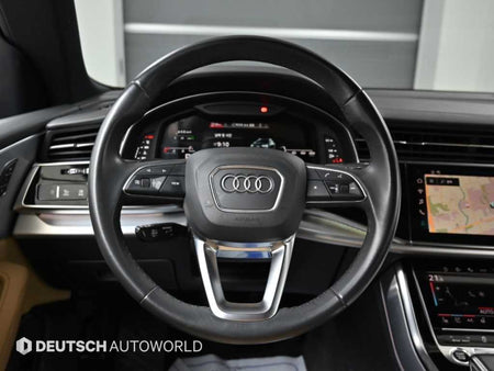Audi Q8 — photo 13