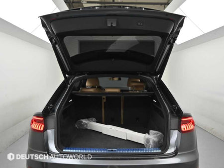 Audi Q8 — photo 19