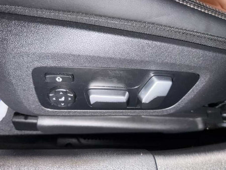 BMW 8-Series — photo 17