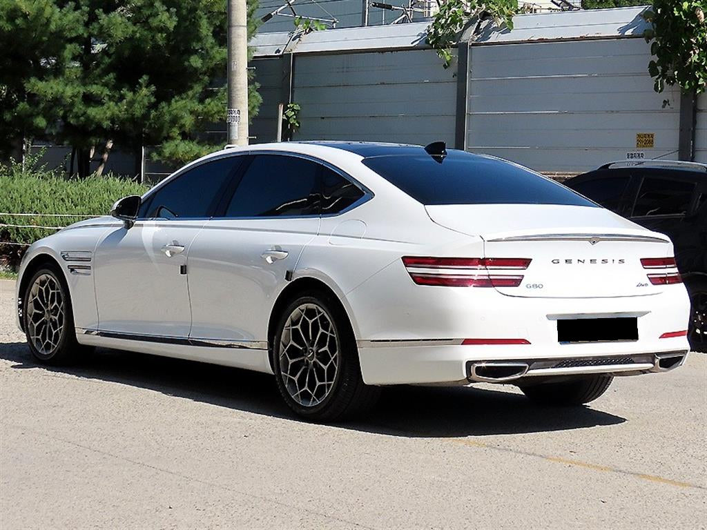 Genesis G80 — photo 03