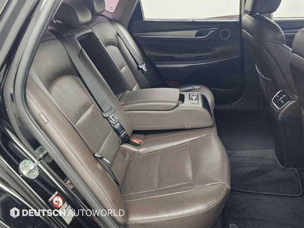 Hyundai Grandeur — photo 12