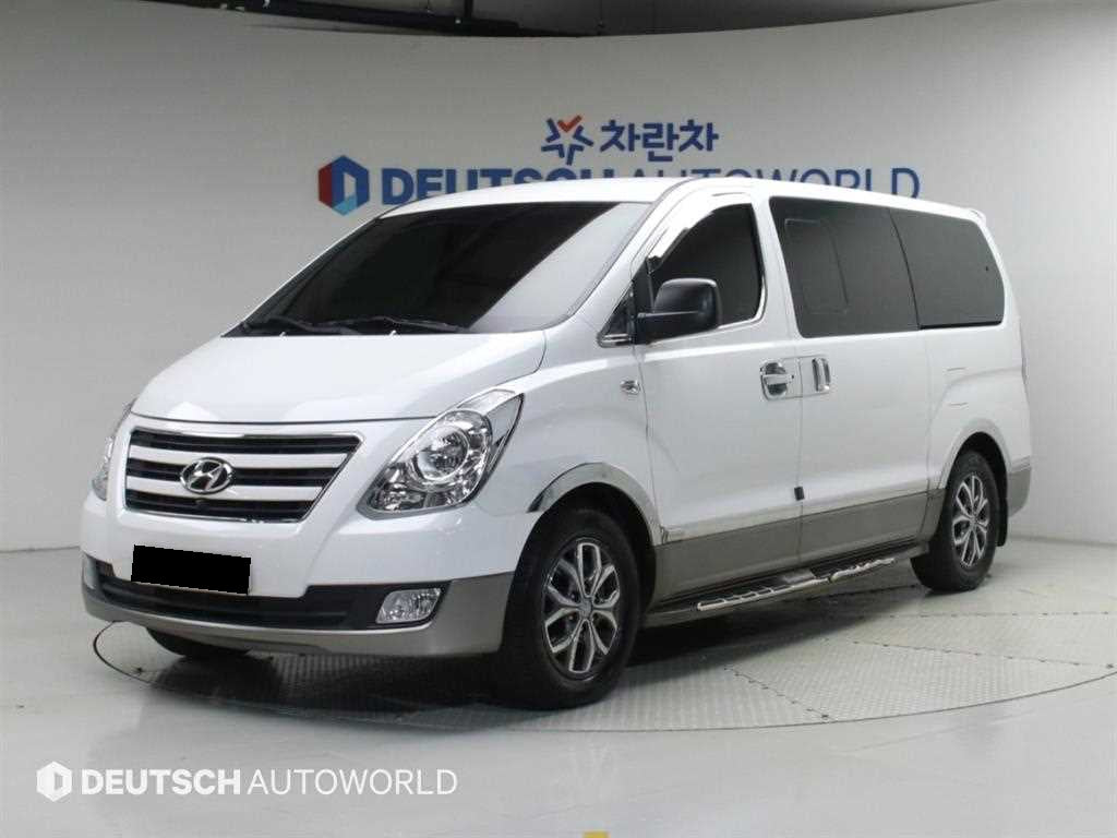 Hyundai Starex — photo 03
