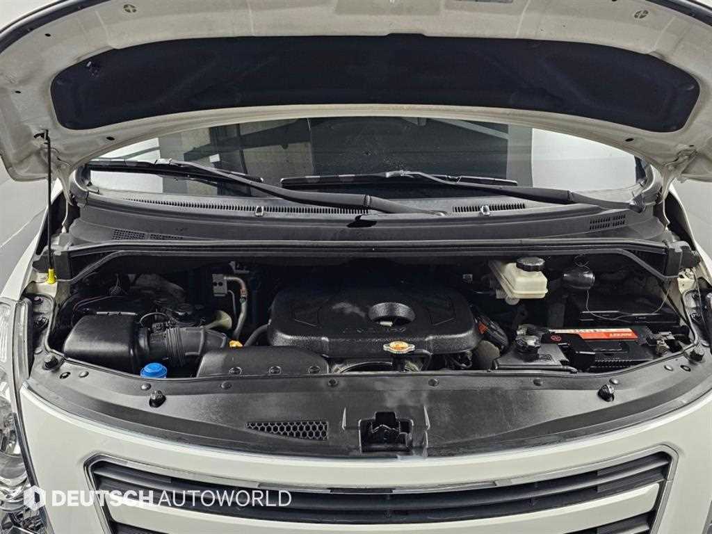 Hyundai Starex — photo 07