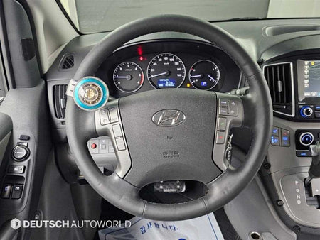 Hyundai Starex — photo 14