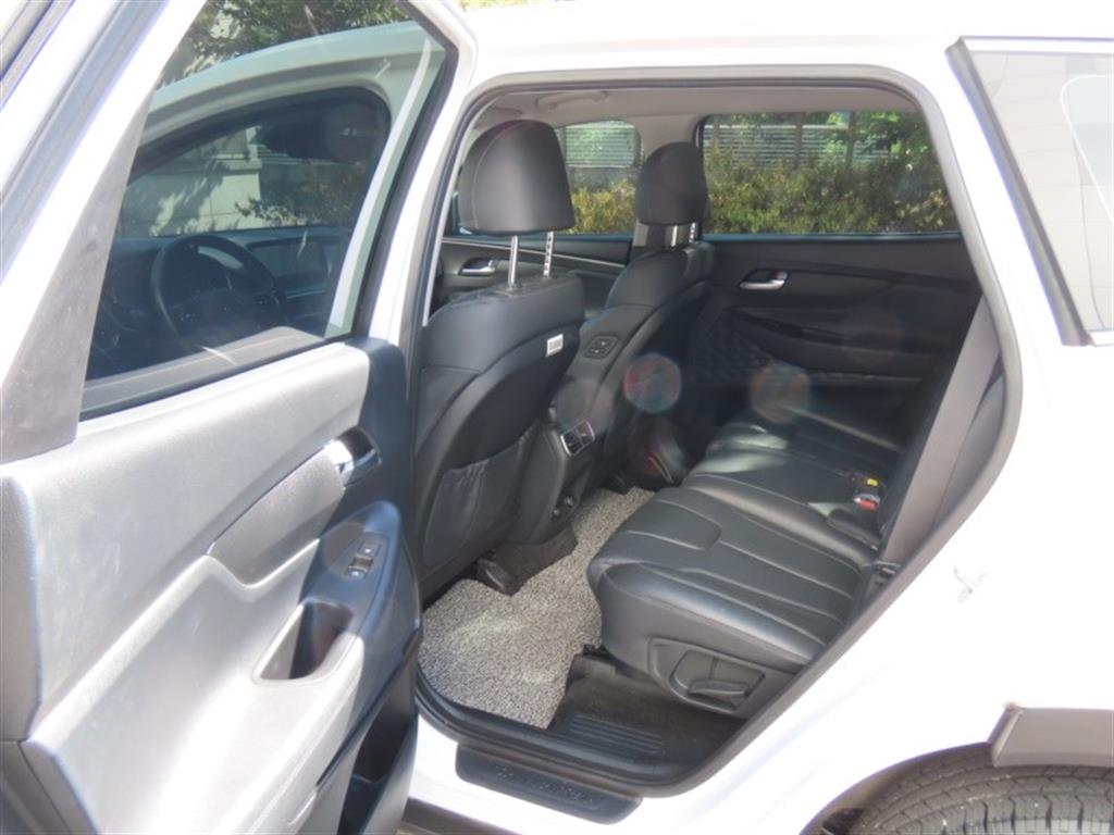 Hyundai Santafe — photo 14
