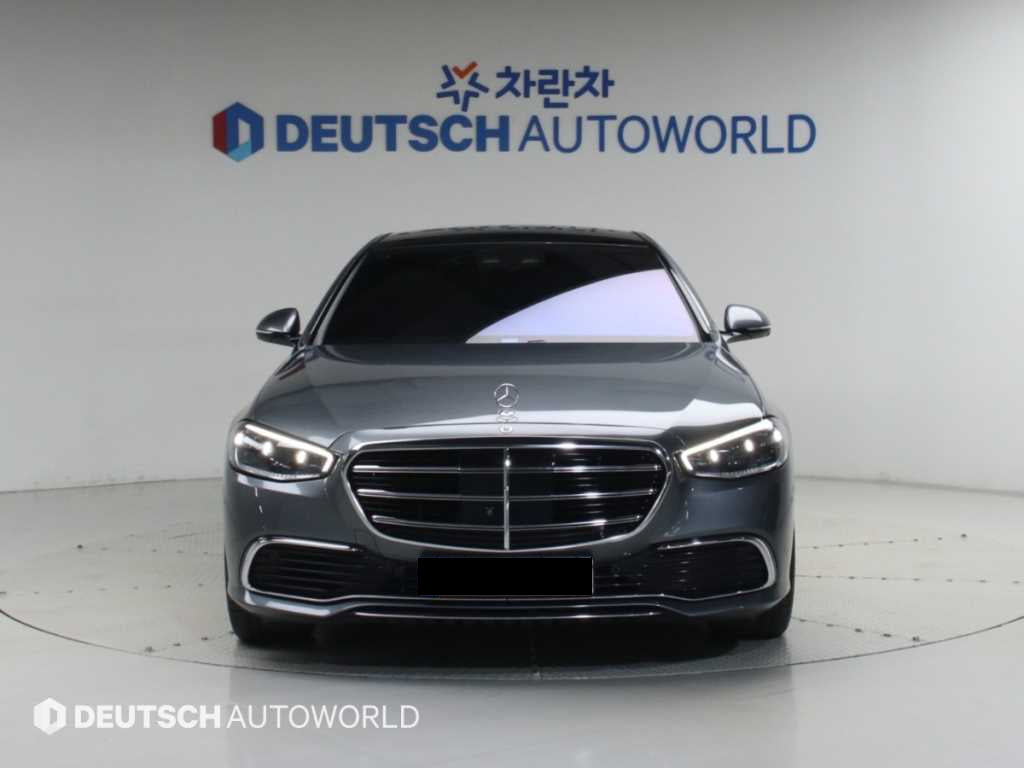 Mercedes-Benz S-Class — photo 03