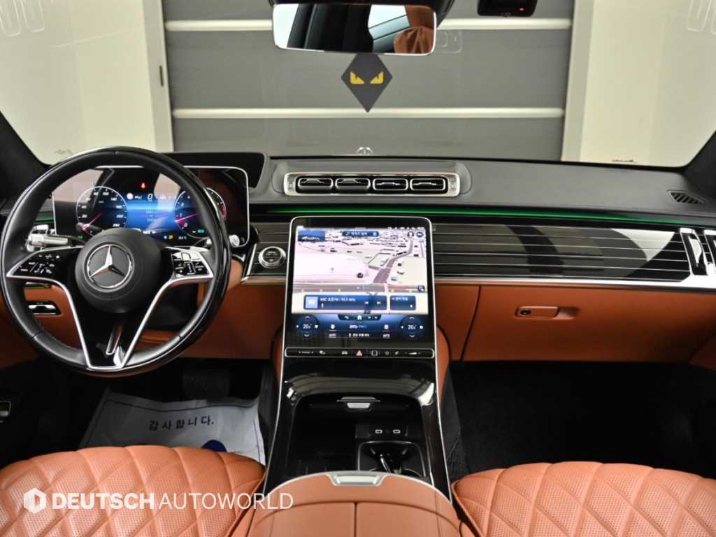 Mercedes-Benz S-Class — photo 07