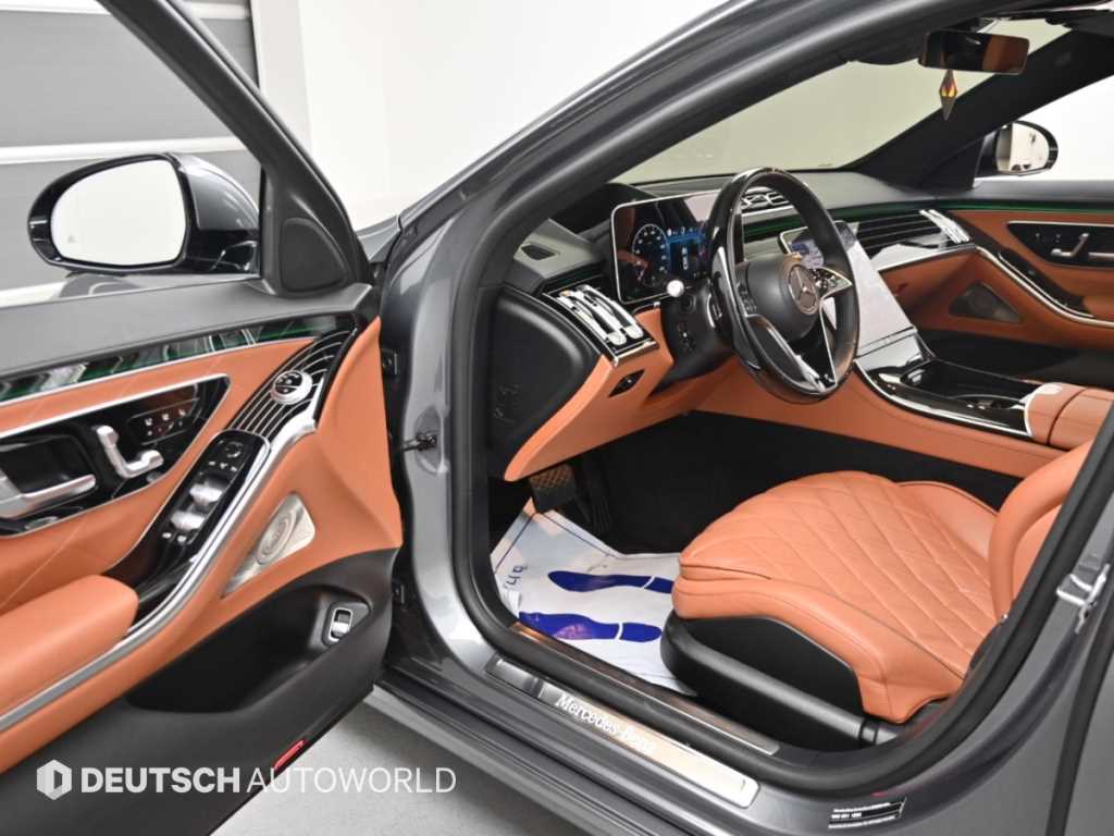 Mercedes-Benz S-Class — photo 11
